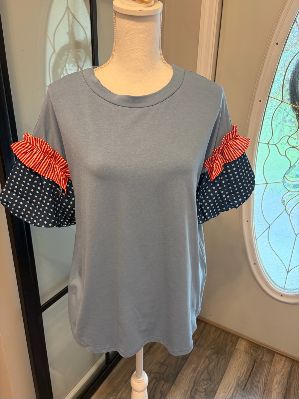 New With Tags…Boutique Star & Stripes Puff Sleeve Top…Size Medium